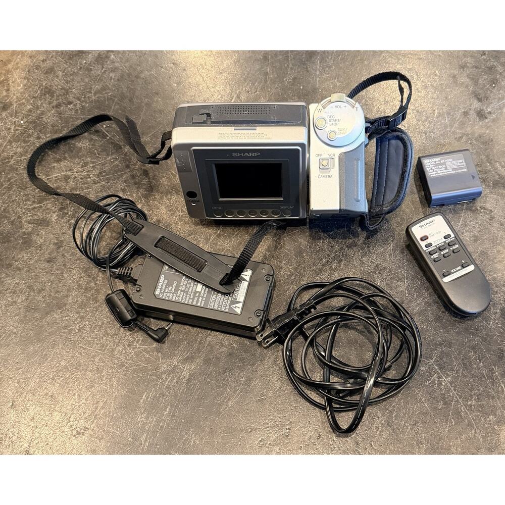 Sharp Hi 8 (VL-AH151U) Viewcam Camcorder. Works